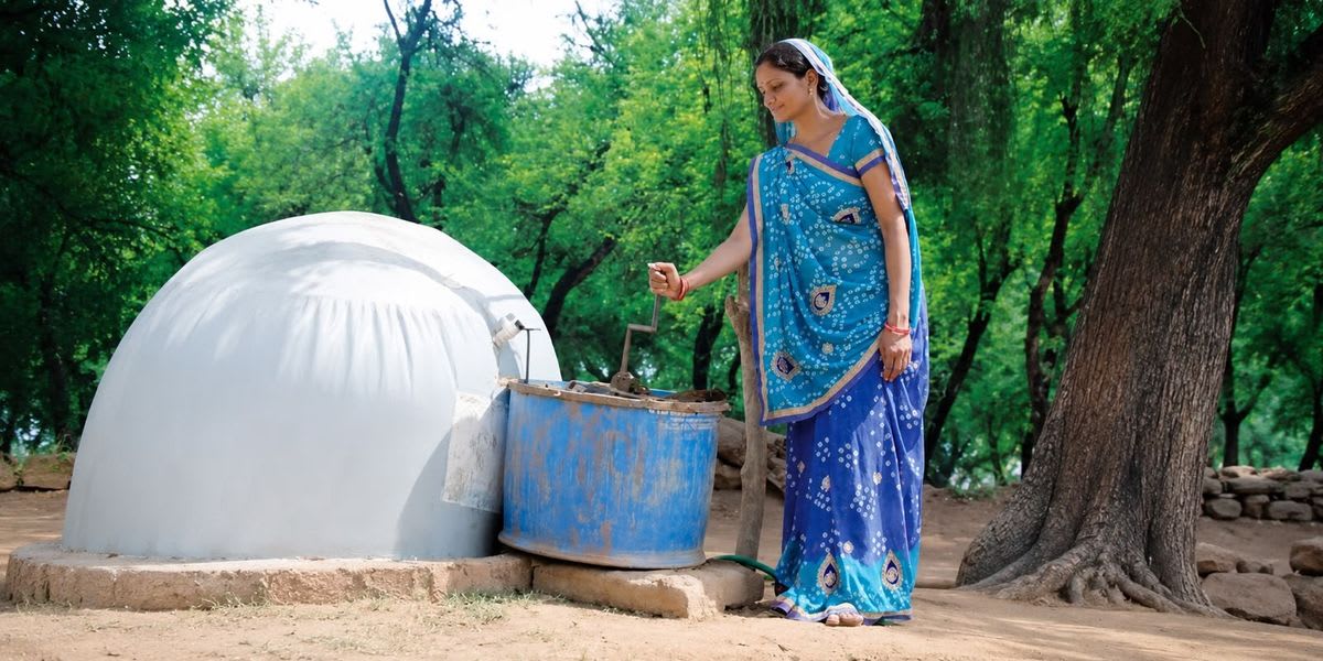 Gujarat Woman Brings Biogas to 368 Families, Ends Smoky Kitchens
