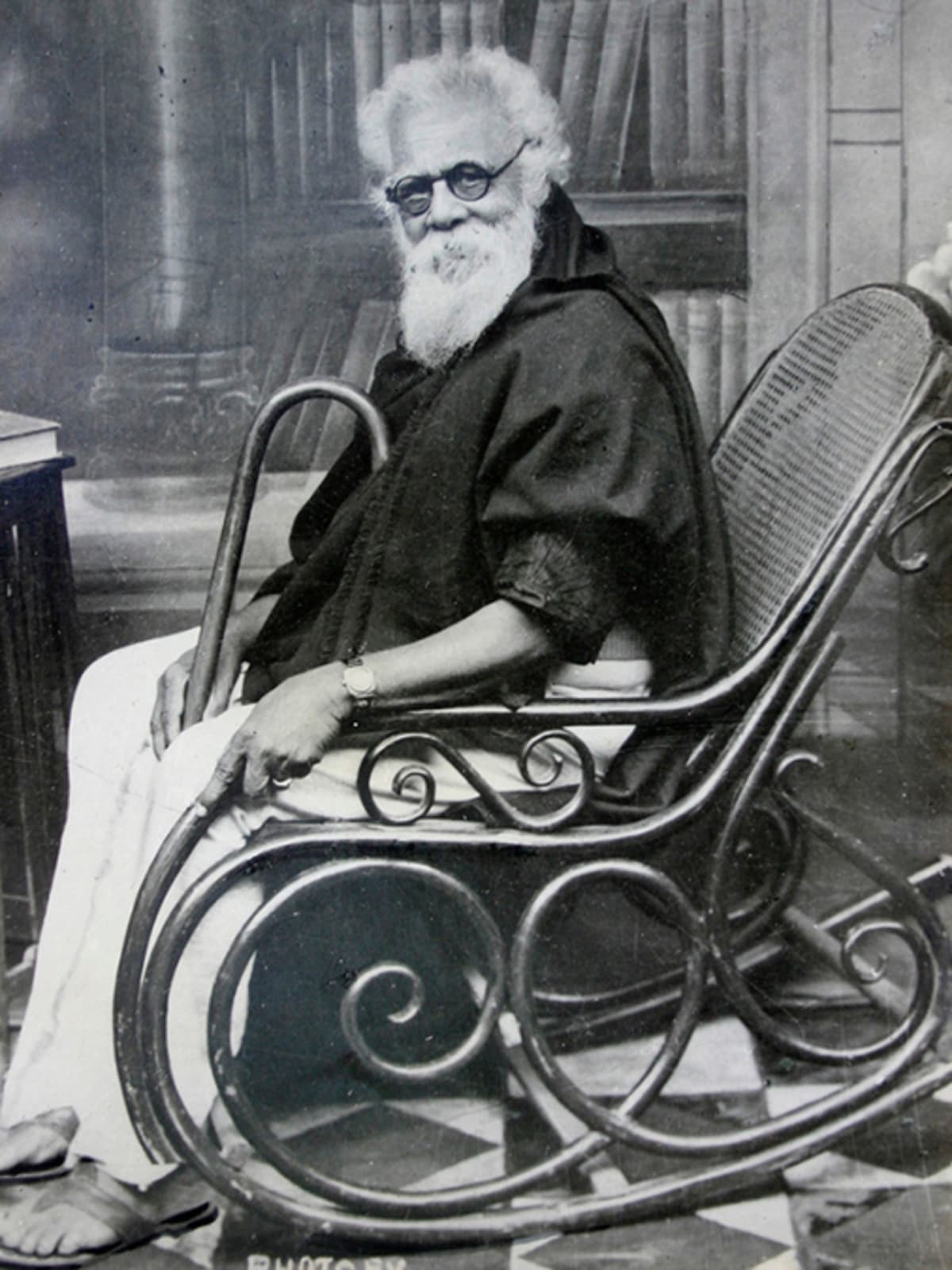 Historical photo of Periyar, Tamil social reformer who championed women's reproductive freedom in 1930s India