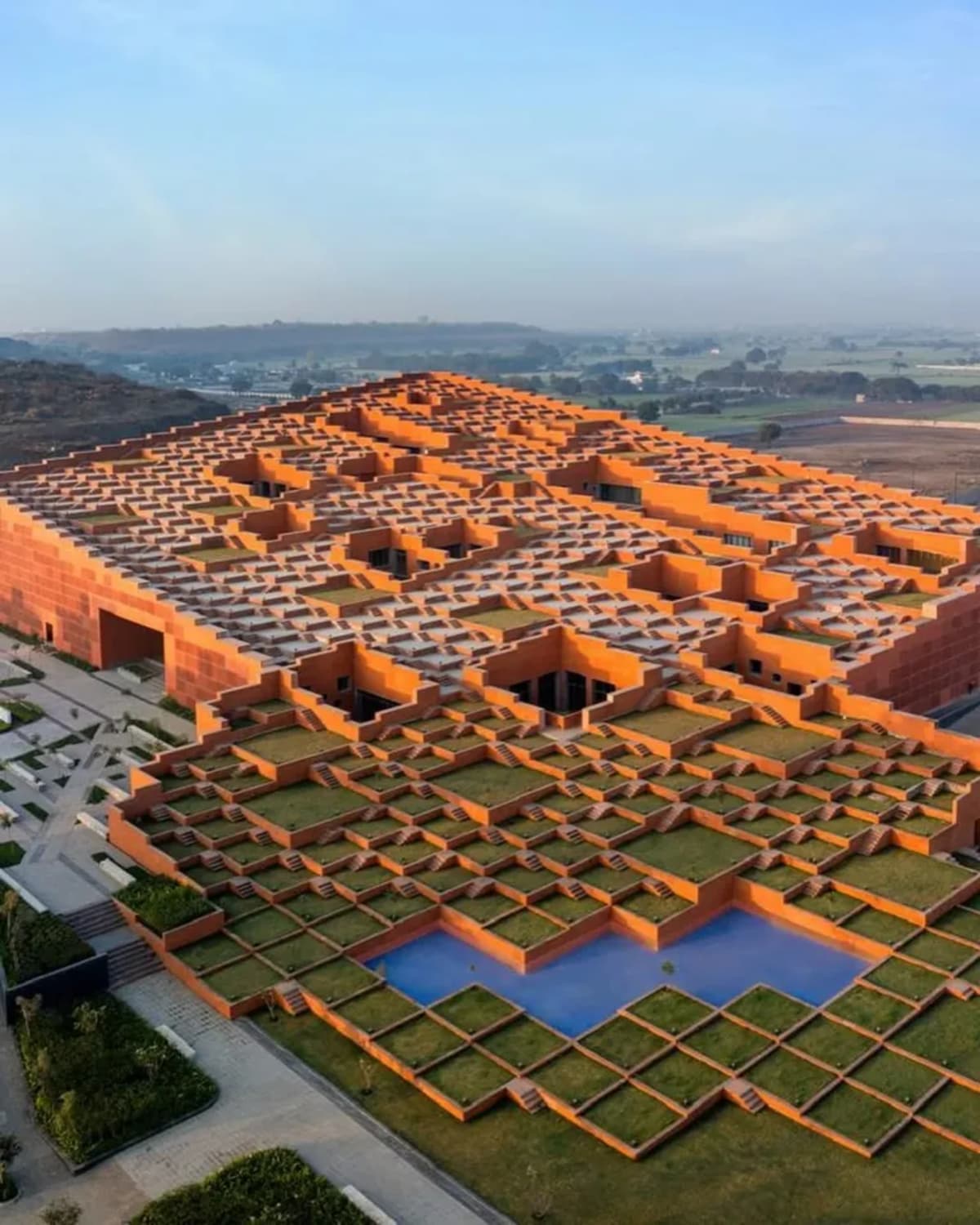 Indore University Turns 1,100-Year-Old Stepwells Into Campus - Image 5