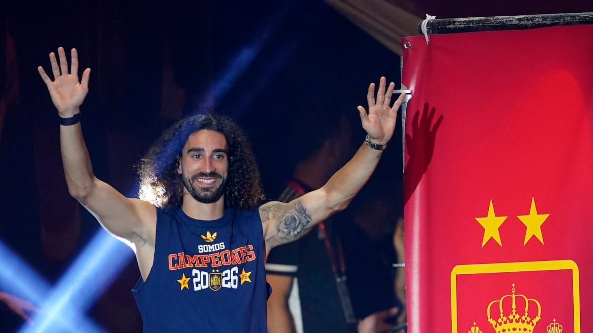 Penélope Cruz Dances to Bad Bunny After Spain's Win - Image 3