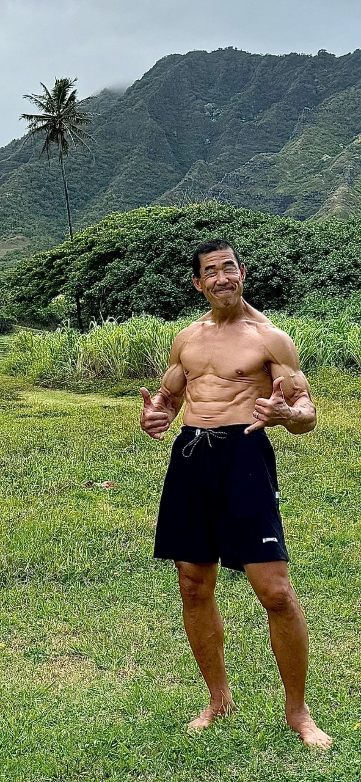 Cancer Survivor Becomes Viral Fitness Coach With 10-Minute Workouts - Image 3