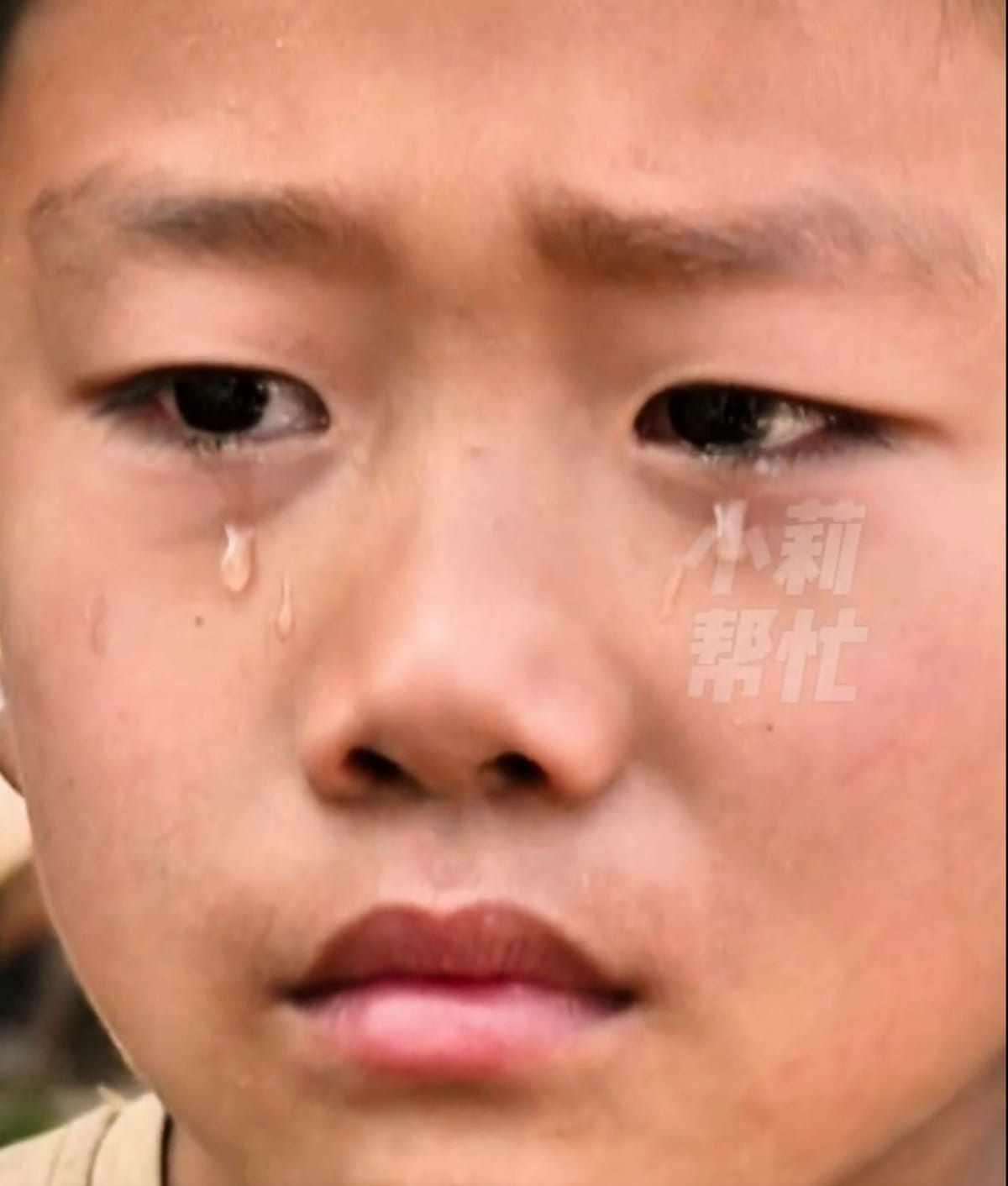 Orphaned Boy's Story Brings 46M Views and Government Help - Image 3