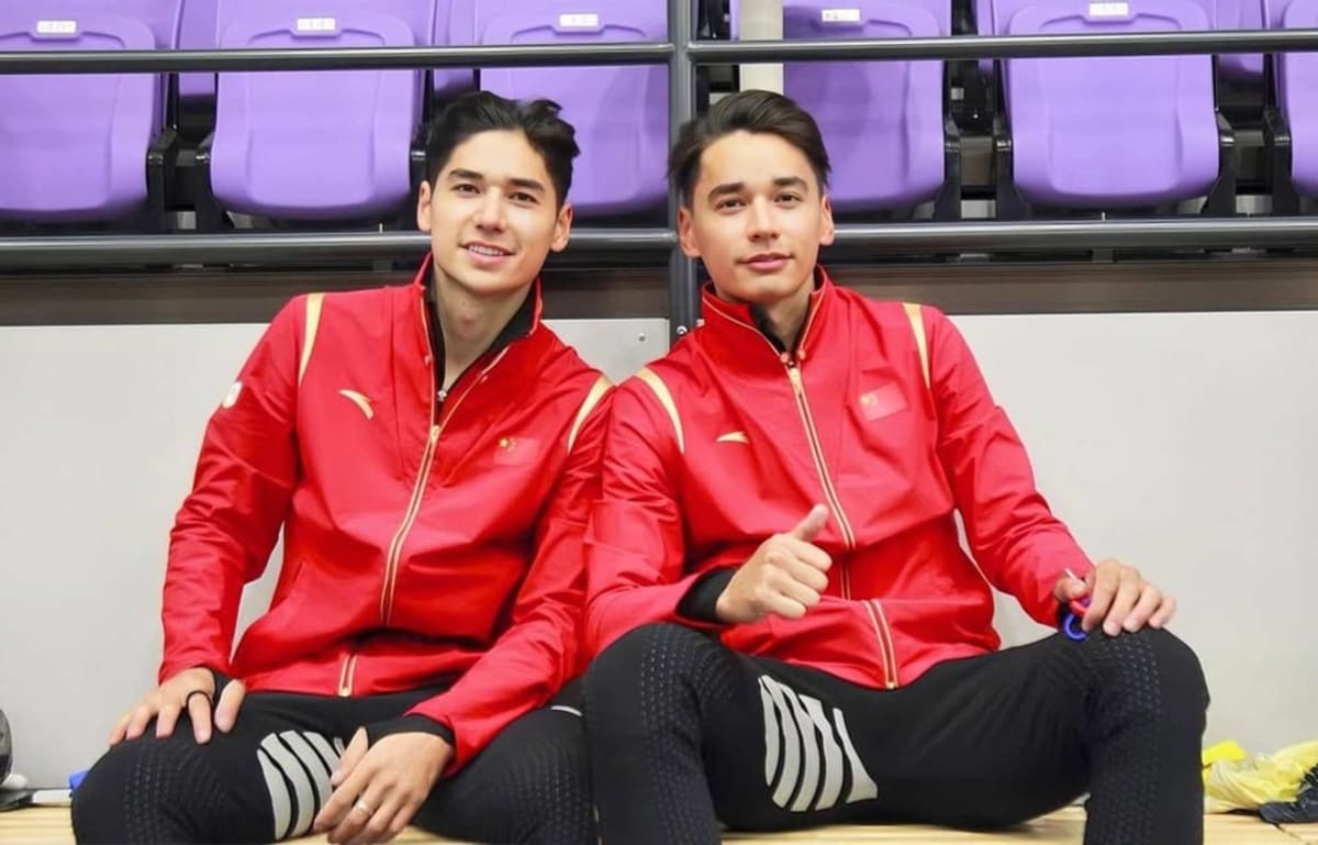 Olympic Skaters Liu Brothers Make Shanghai Fashion Debut - Image 5