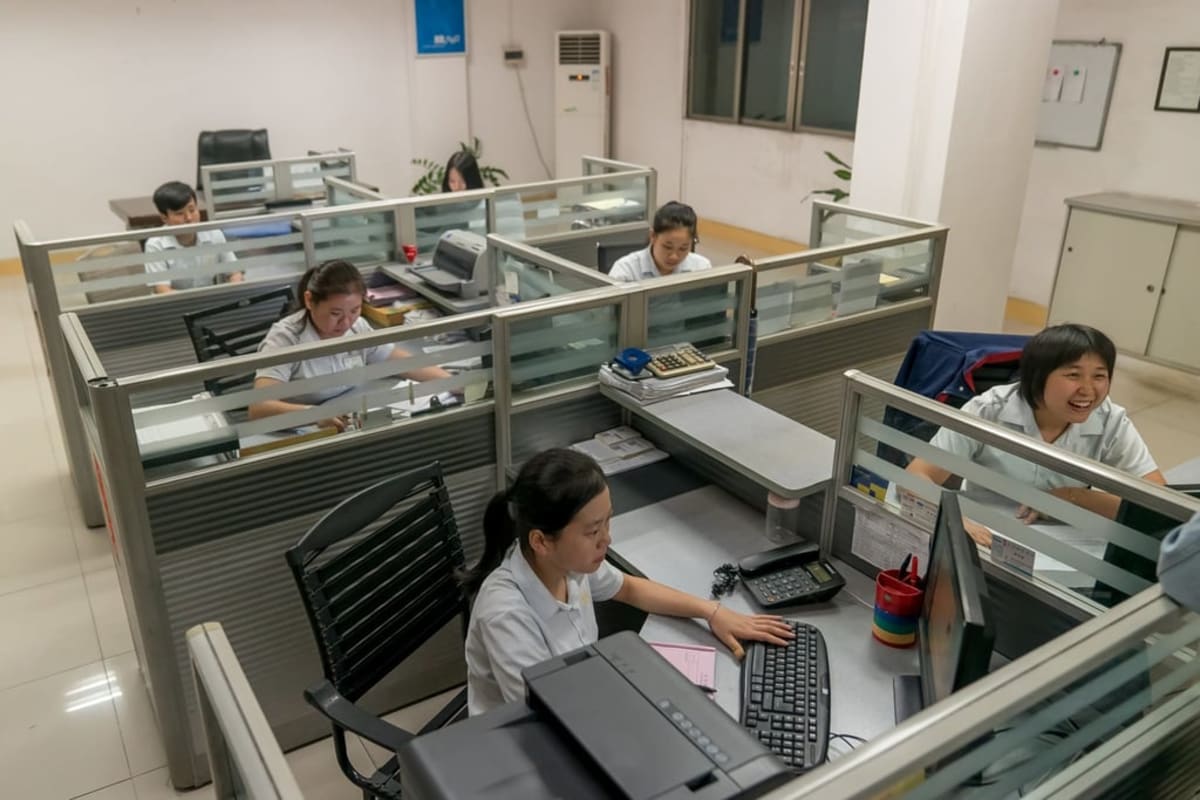 Shanghai Woman Wins $101K After Job Loss Over Husband's Work - Image 3