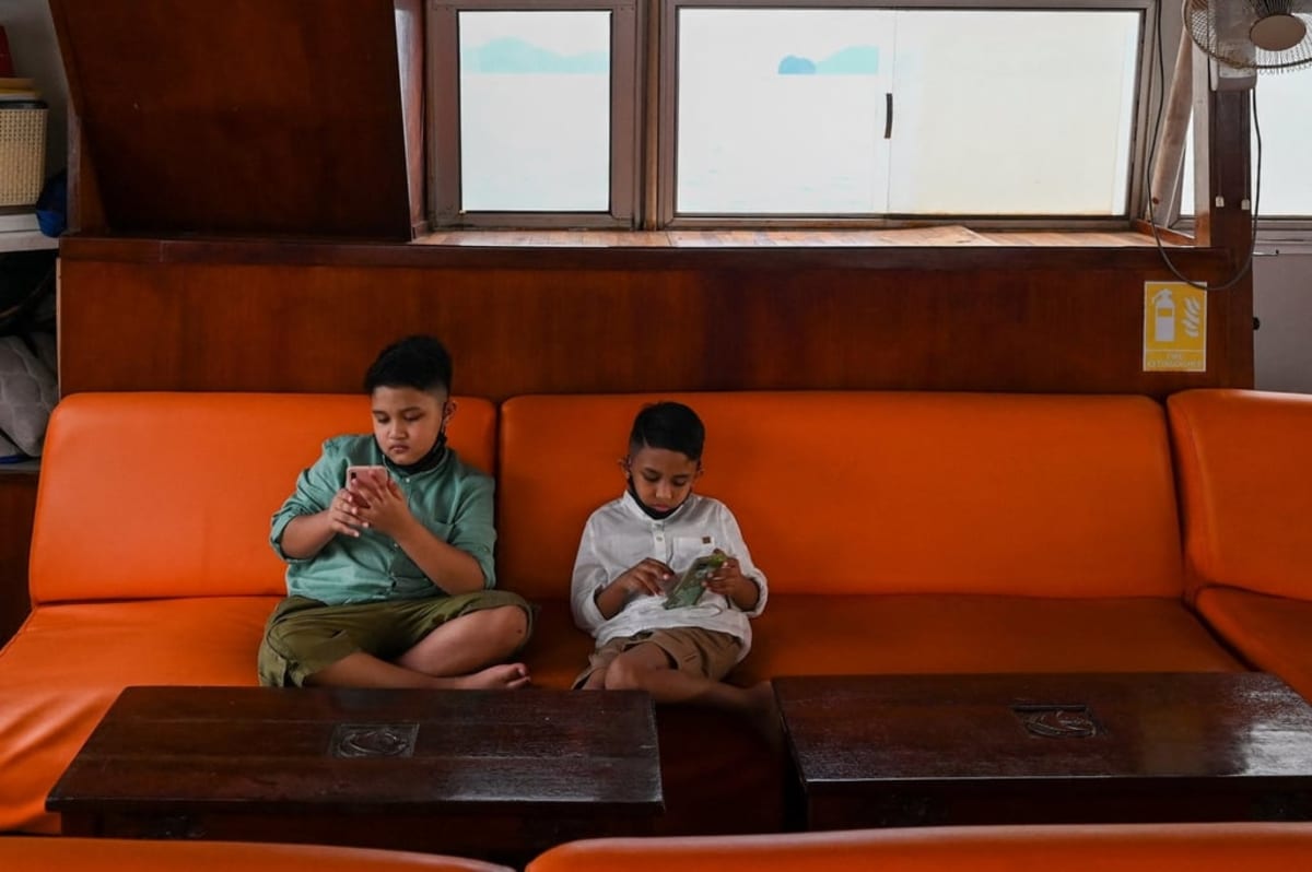 Malaysia Protects Kids Under 16 With Social Media Ban - Image 3