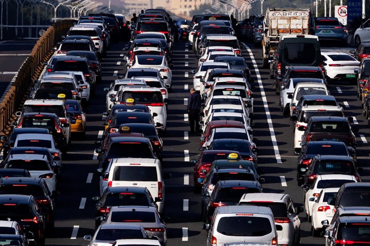 China's EVs Hit 67% Market Share in Historic Week - Image 3