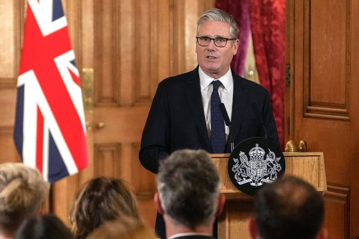 UK Bans Under 16s From TikTok, YouTube to Protect Kids - Image 3