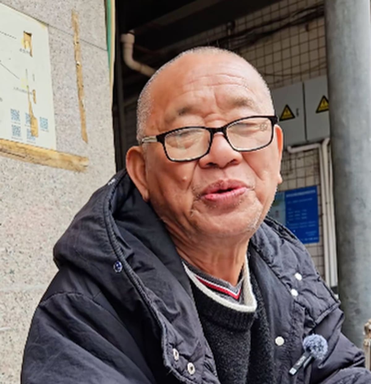 China's Last Letter Writer Pens 100,000 Love Notes Home - Image 3