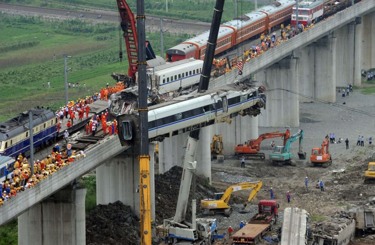 Train Crash Survivor Finds Healing Helping Others - Image 3