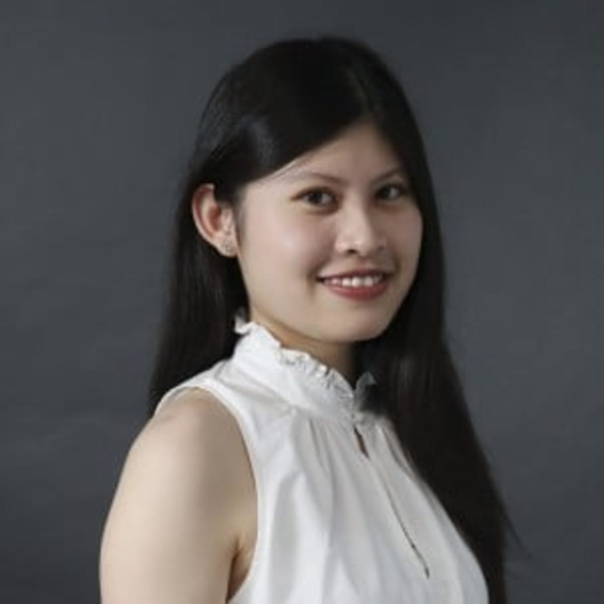 Hong Kong Neighbors Become Heroes During Apartment Fire - Image 4