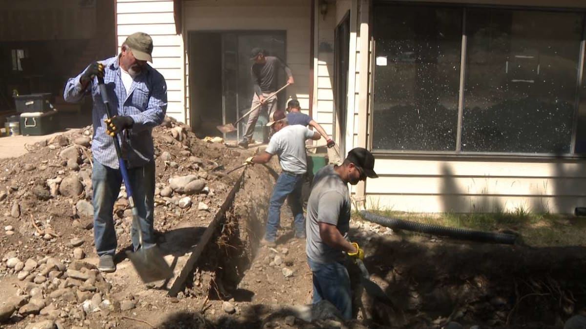 Beaver Community Rebuilds Home After Wildfire Takes All - Image 3