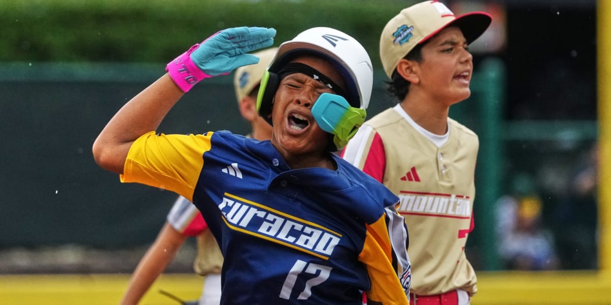 ** Young baseball players from Curaçao celebrating their Little League World Series championship victory together
