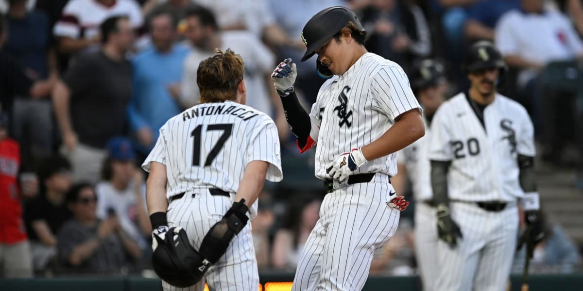White Sox Rookie Murakami Hits 2 HRs in Epic Chicago Win