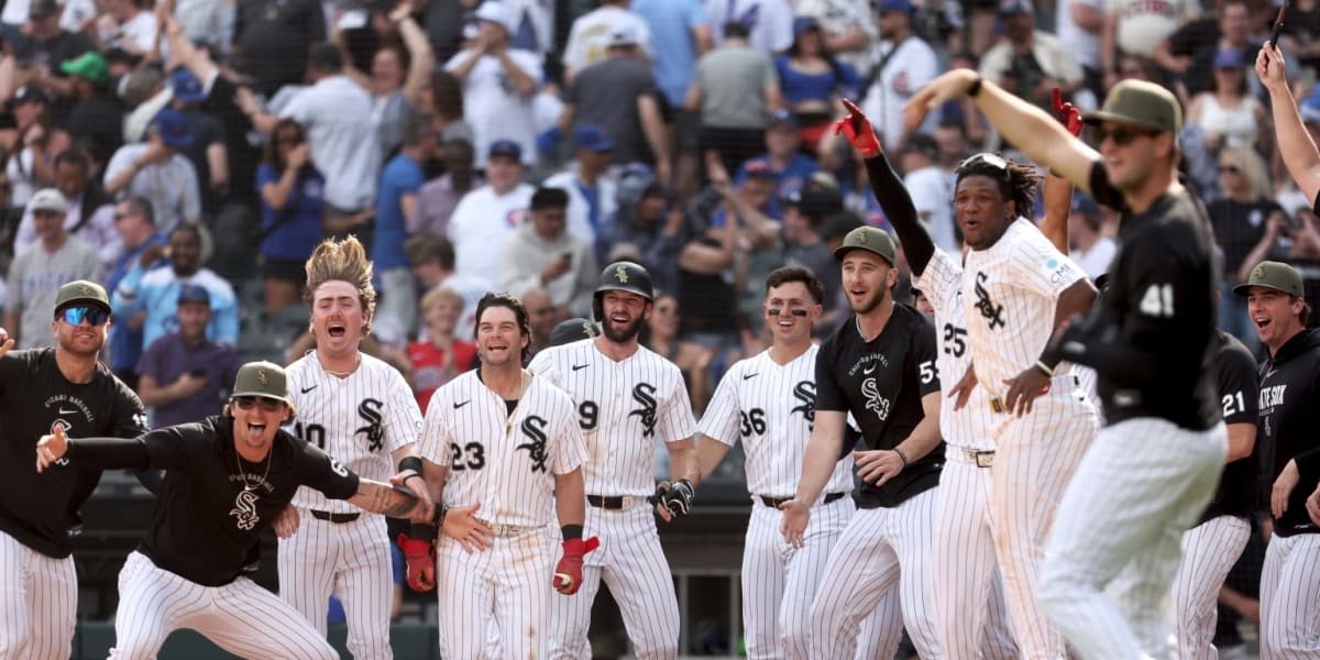 White Sox Draw 38,000 Fans After Magic Wands and Sushi