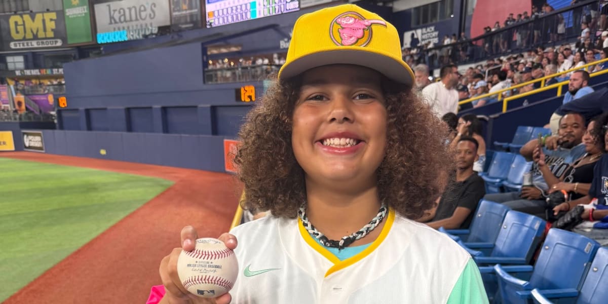 12-Year-Old Catches Home Run From His Hero Fernando Tatis Jr.