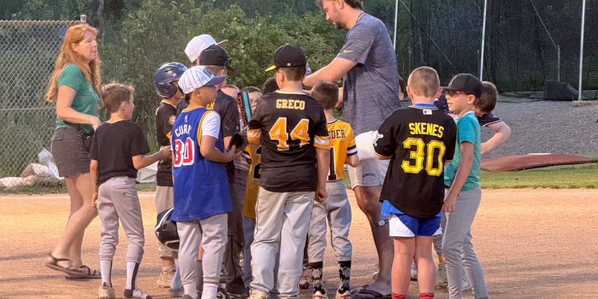Pirates Star Paul Skenes Surprises Little League Practice