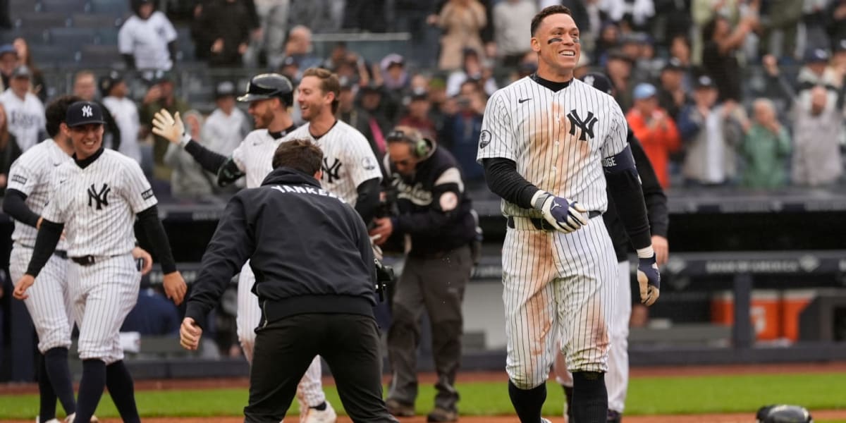 Aaron Judge celebrating after hitting walk-off home run at Yankee Stadium