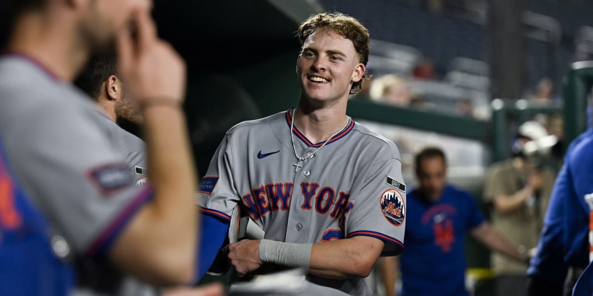 Mets Score 10 Runs in Extra Inning, Break 43-Year Record