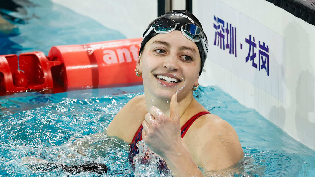 Kate Douglass Breaks Women's 50m Freestyle World Record