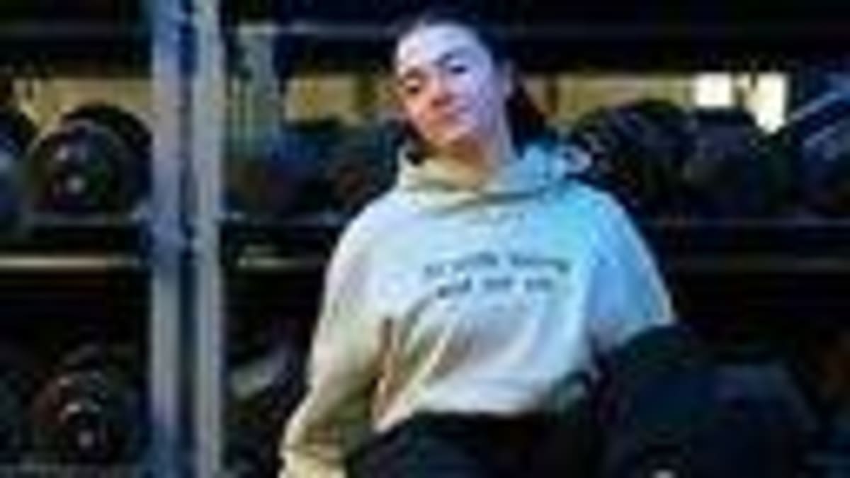 14-Year-Old Maxine Breaks Records Despite Setbacks - Image 5