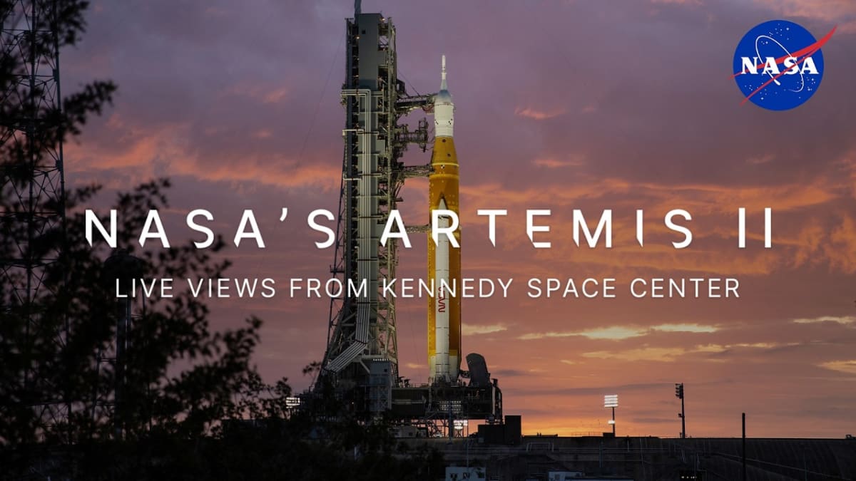 NASA Rolls Out Artemis 2 Moon Rocket for April 1 Launch - Image 2