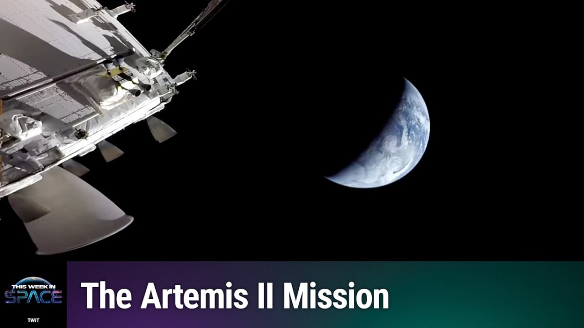 Artemis 2 Crew Names Moon Crater for Astronaut's Late Wife - Image 2
