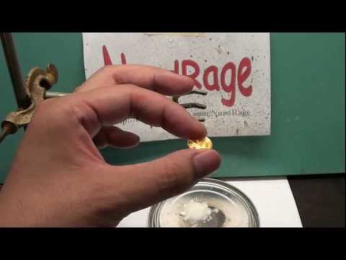 Scientists Solve Mystery of Why Gold Never Rusts - Image 3