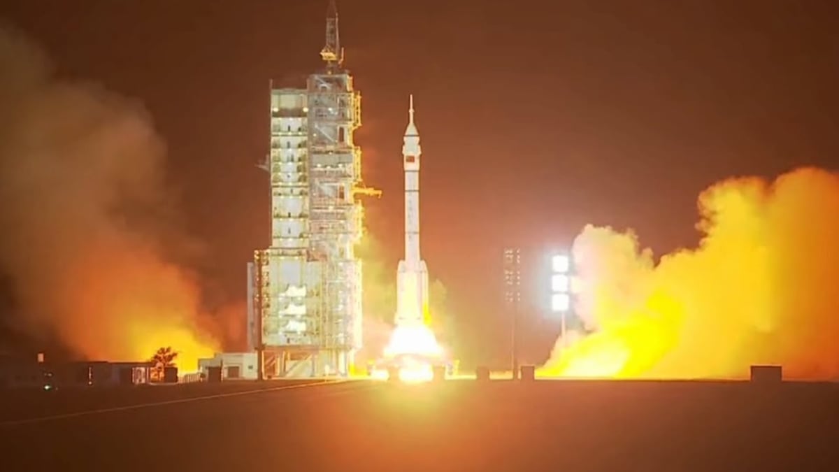 Hong Kong's First Astronaut Launches to Space Station - Image 3