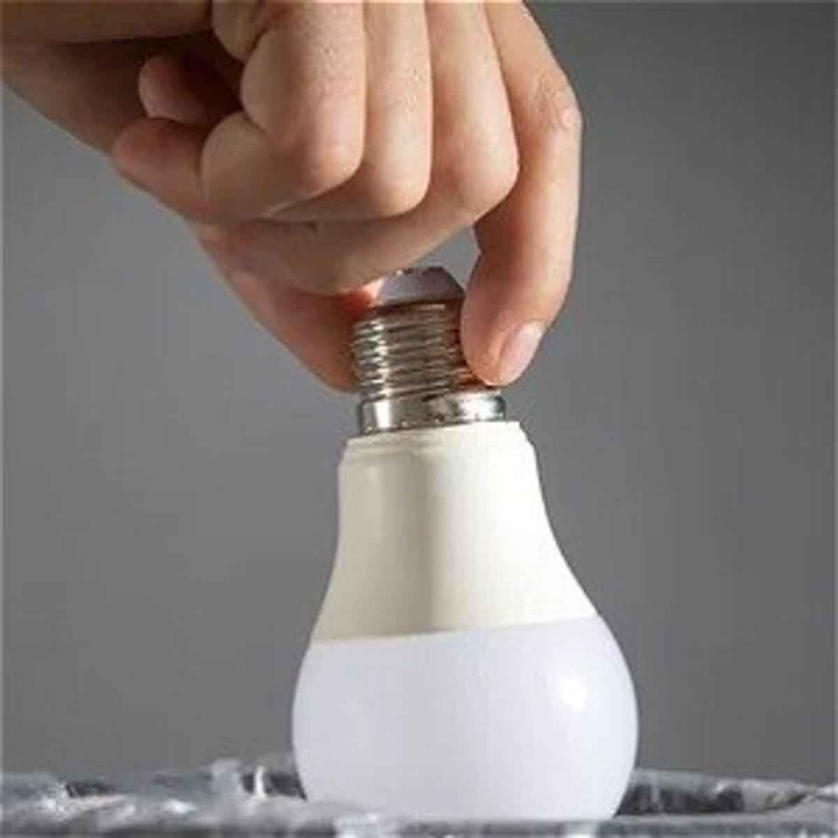 NASA's Nuclear Dragonfly to Hunt for Life on Titan in 2034 - Image 4