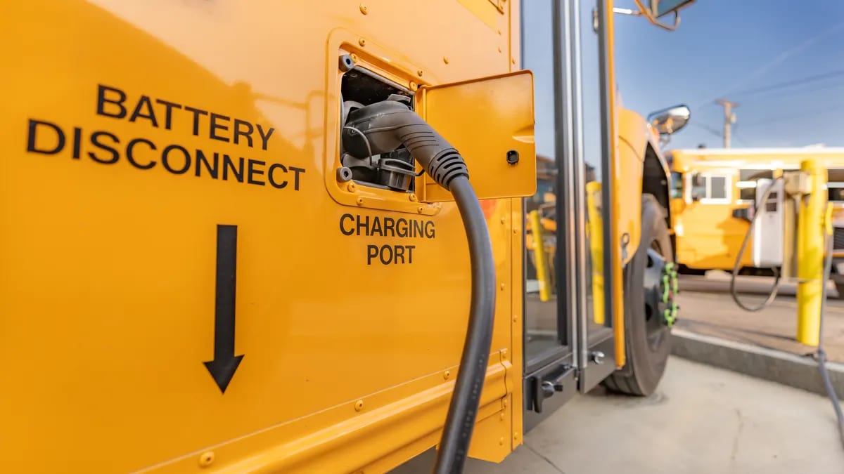 Massachusetts EVs Could Earn $12K While Parked - Image 2