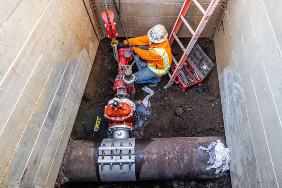Oregon Cities Turn Water Pipes Into Clean Power Plants