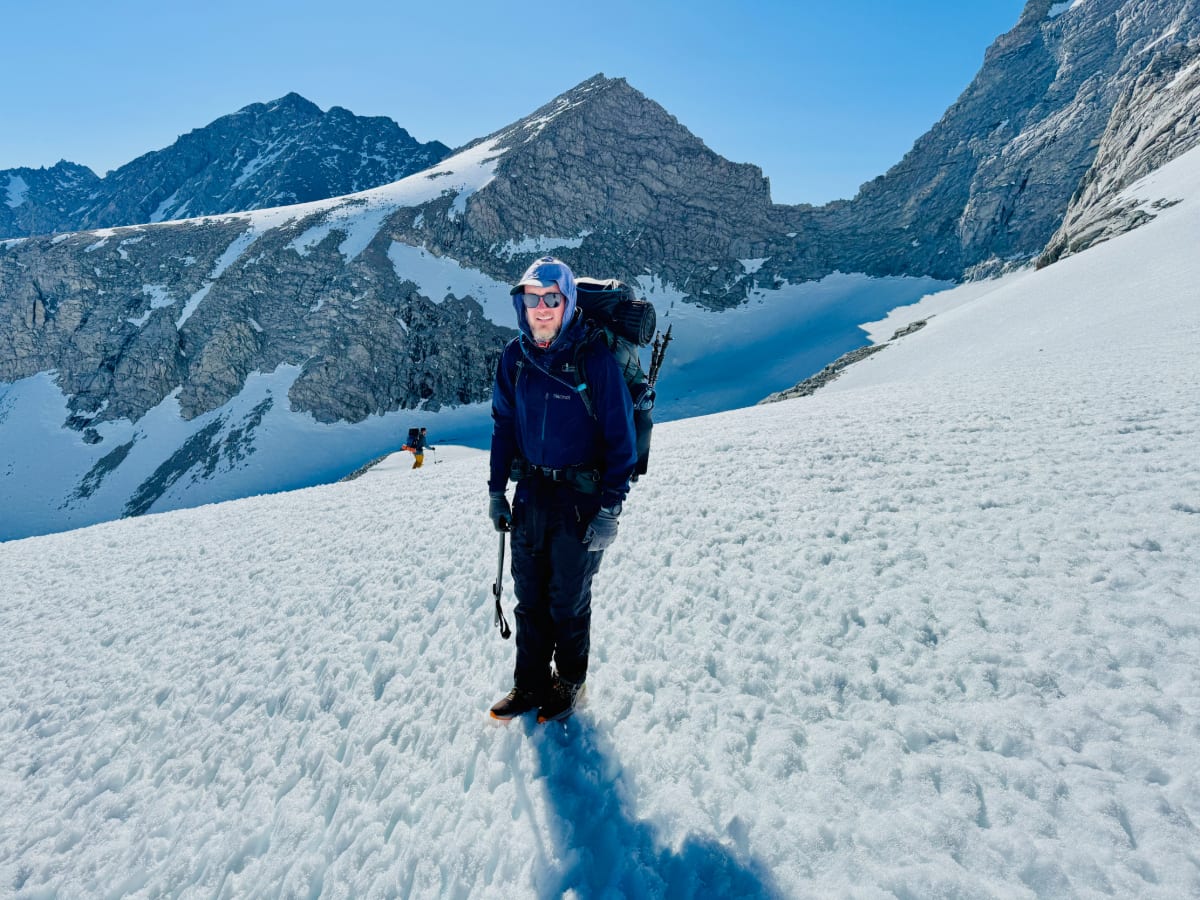 Reporter Connects Science to Real Lives in Conservation