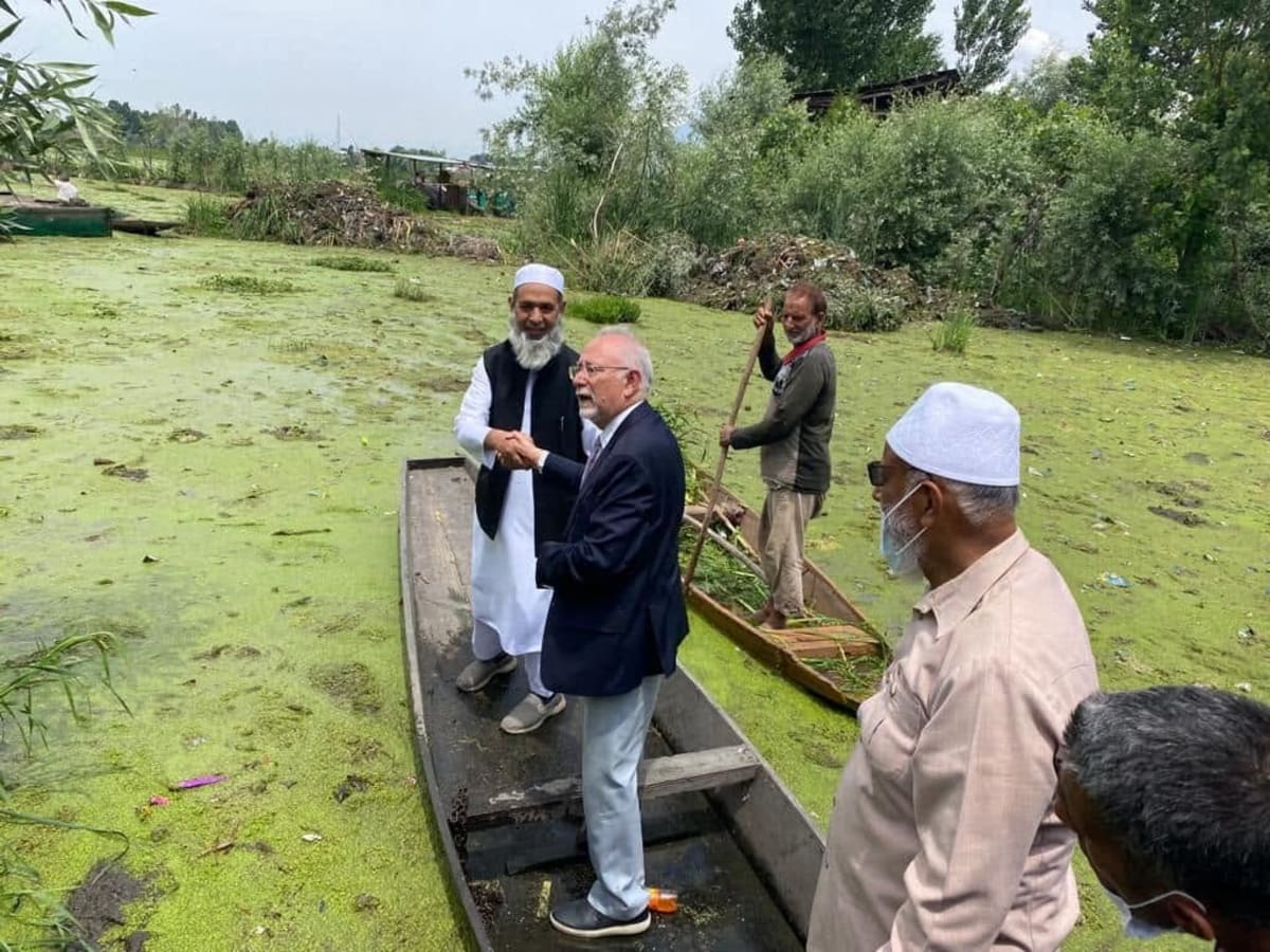 Kashmir Conservationist Brings Half-Drowned Lakes Back to Life - Image 3