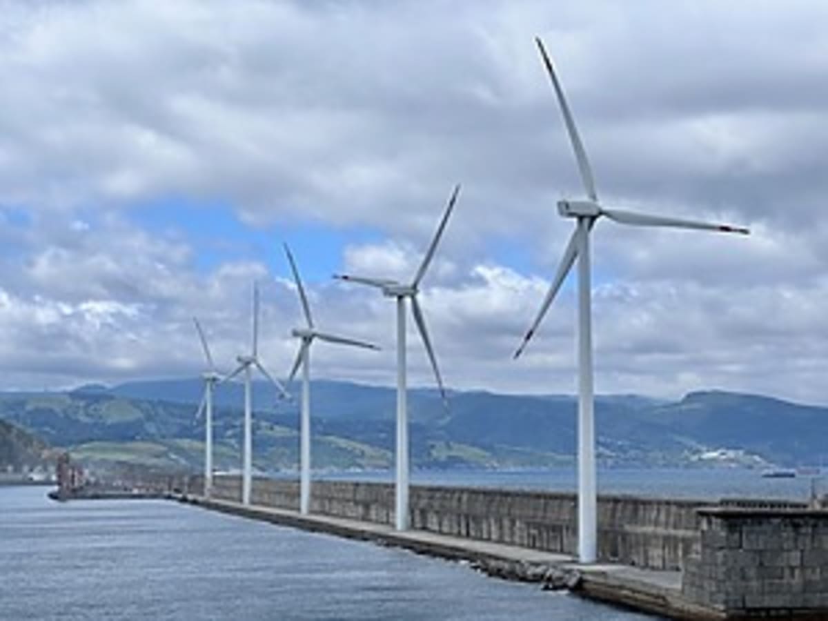 Egypt and EU Team Up on $750M Clean Energy Grid Deal - Image 4