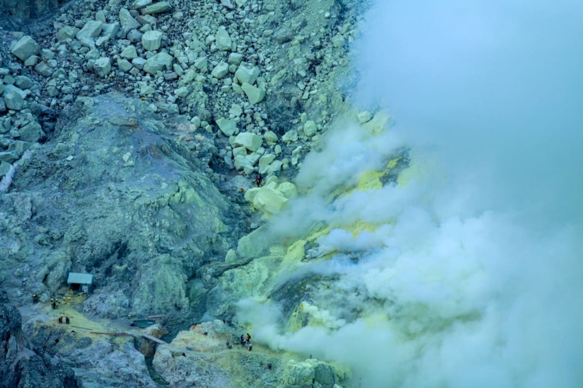 Ancient Water Found 2 Miles Deep May Harbor Hidden Life - Image 5