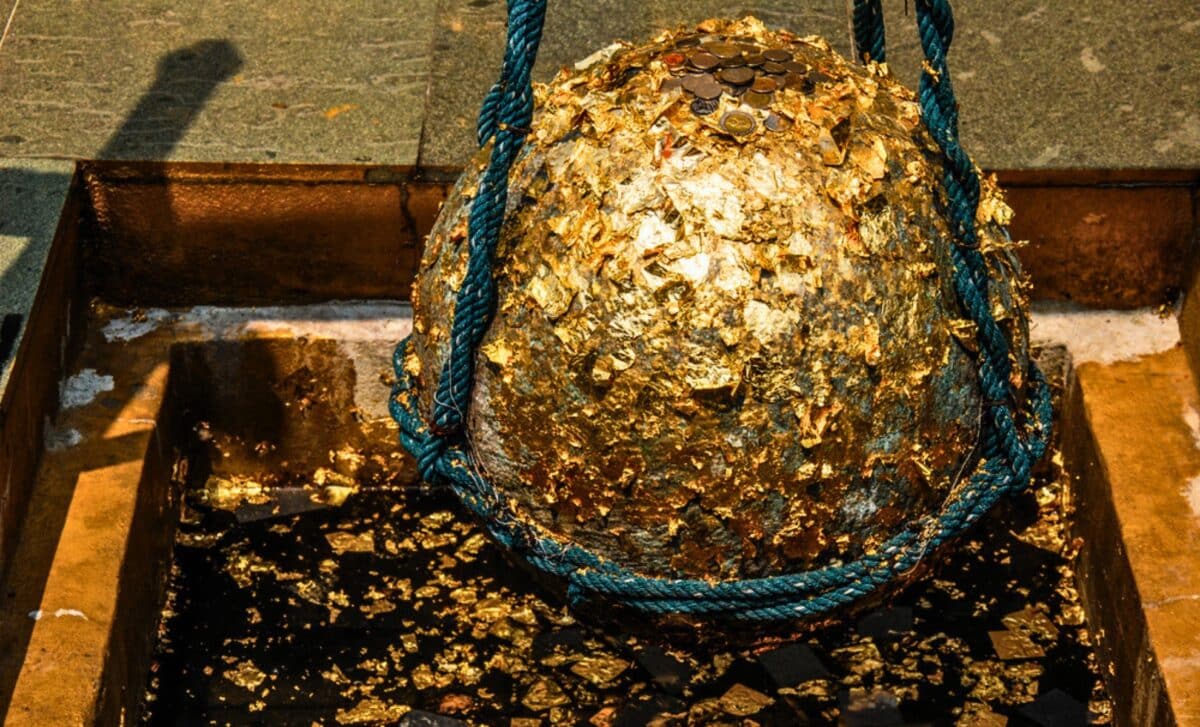 Highway Crew Uncovers 2,200-Year-Old Celtic Trade Hub