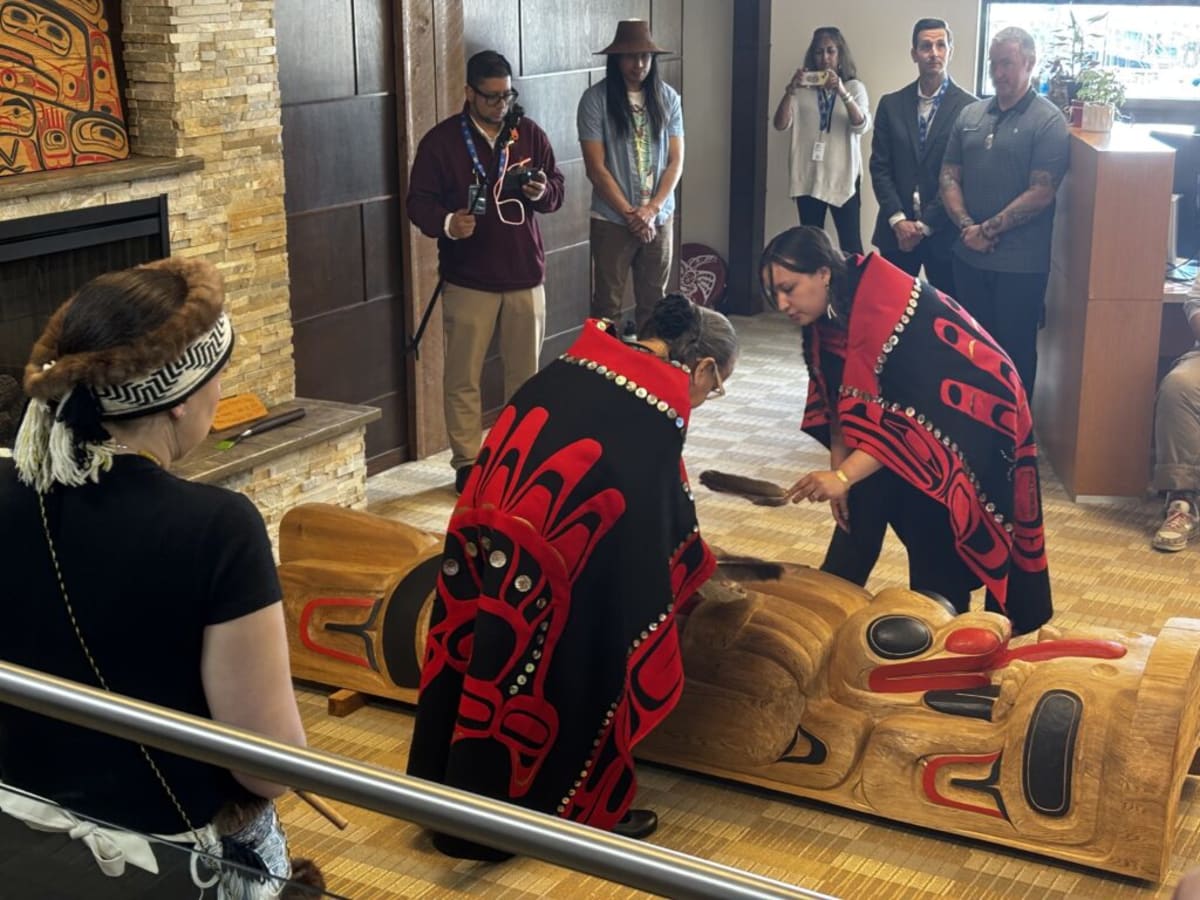 Haida Nation Raises Totem Pole in Reconciliation Ceremony