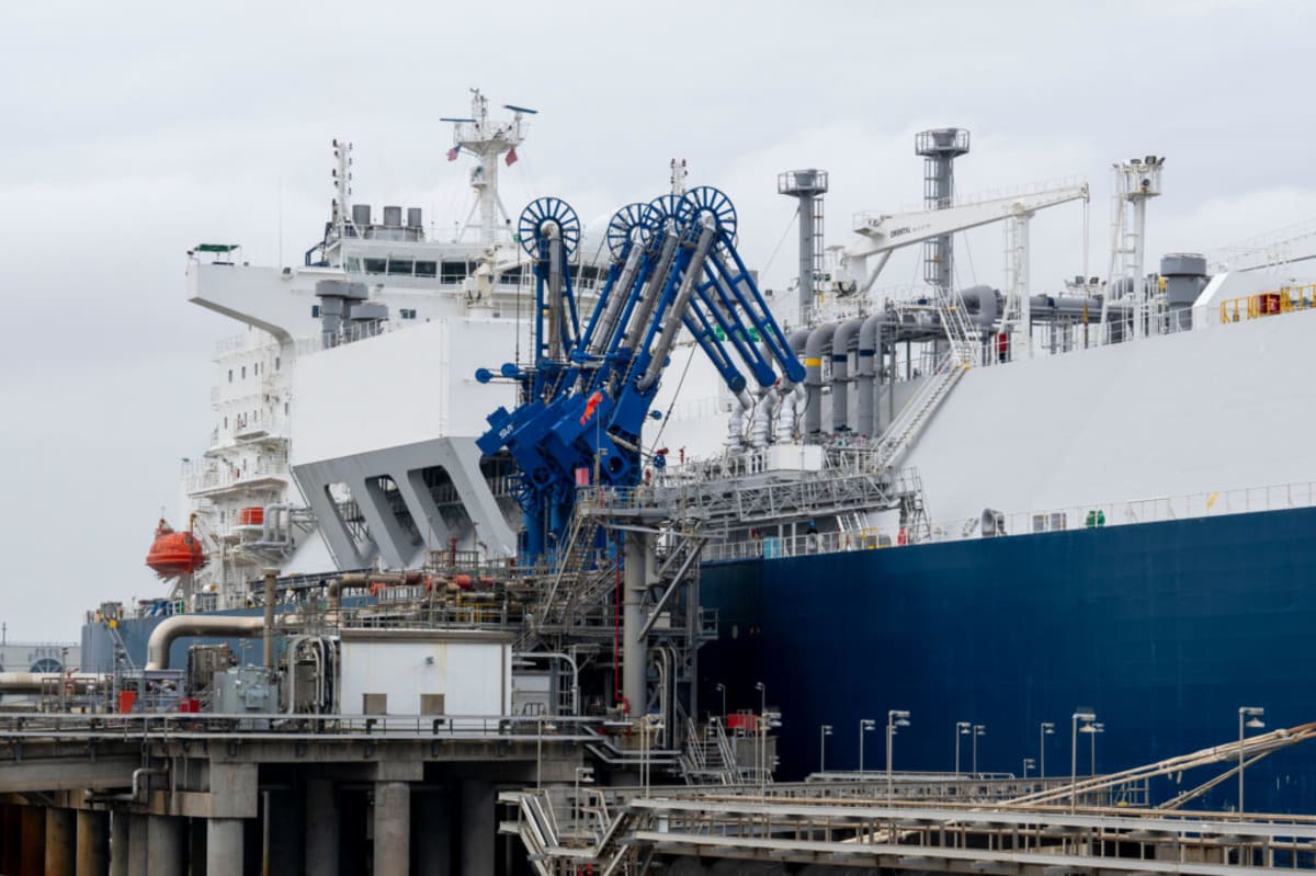 Texas Town Rejects $6B Gas Project for Community Values