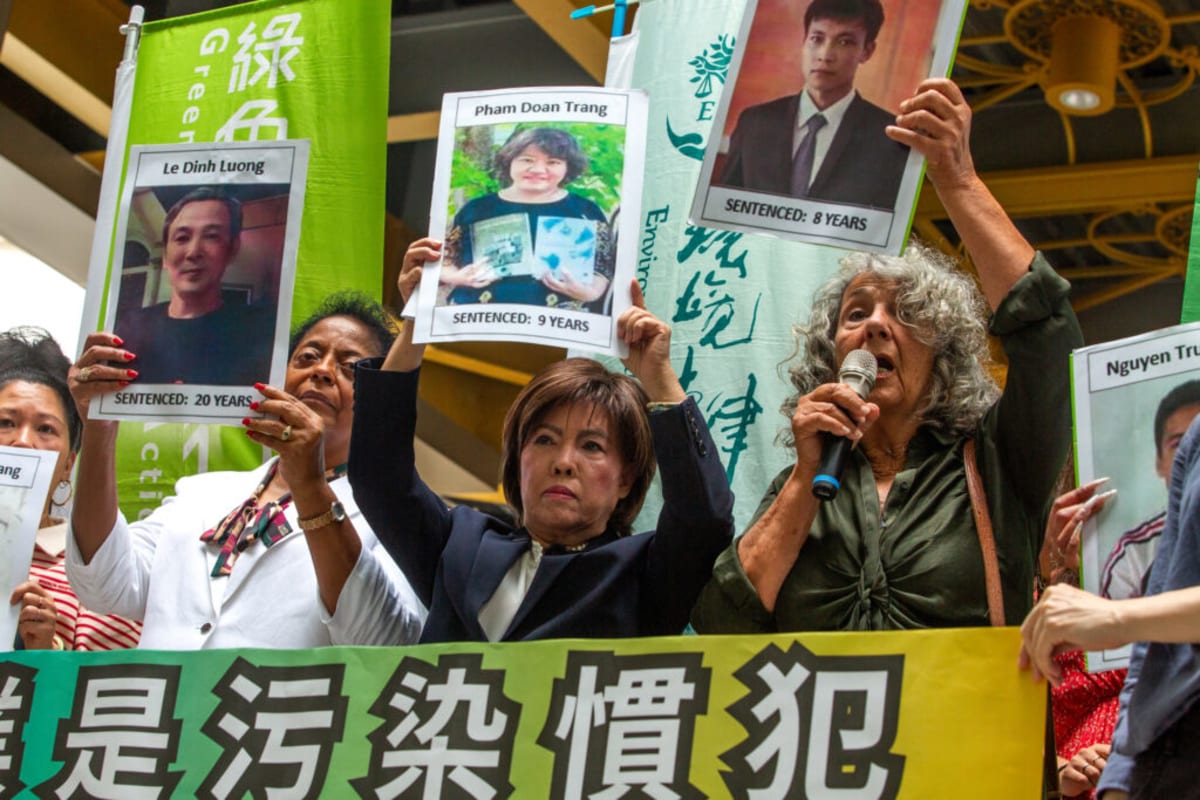 ** Diane Wilson, 78-year-old environmental activist, traveling by bus to confront Formosa Plastics in Taiwan