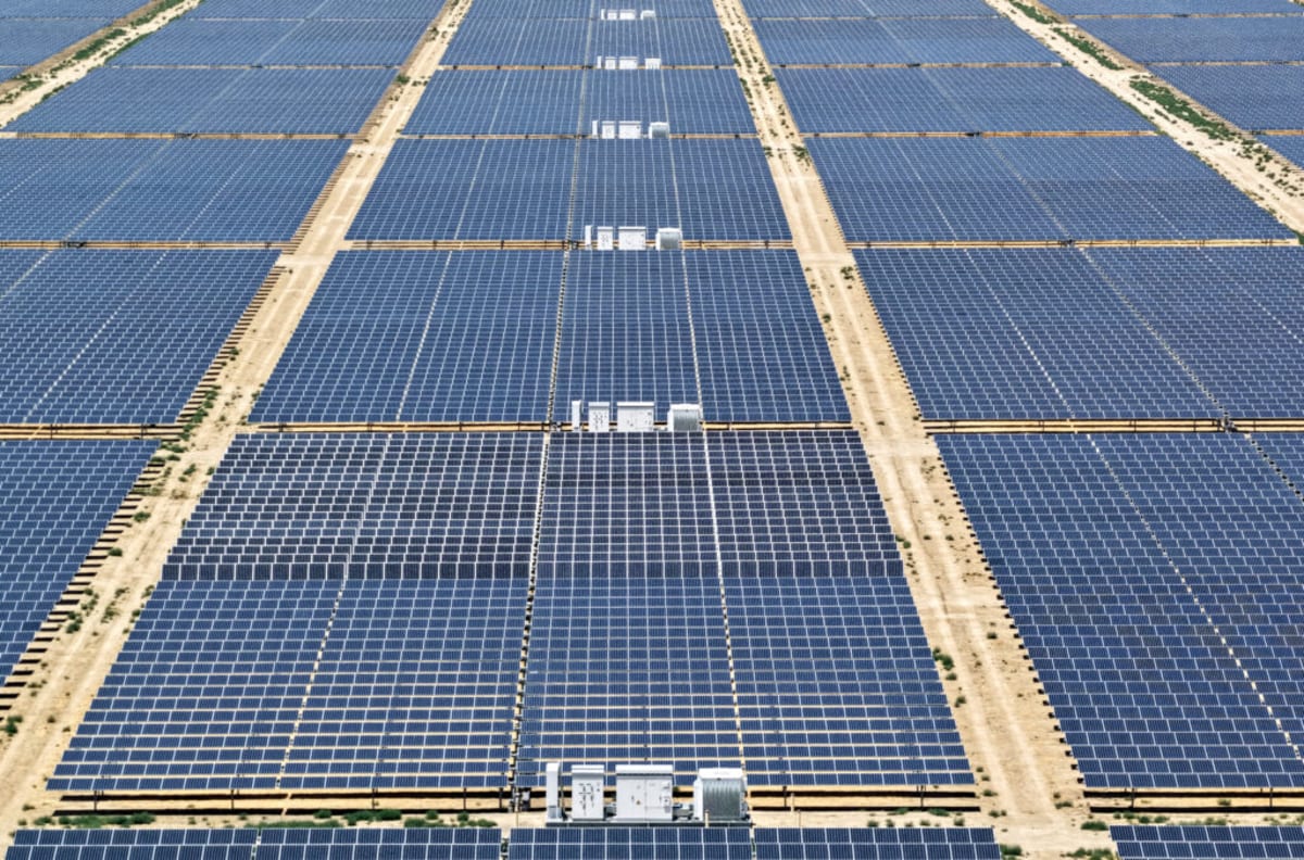 US Solar Power Surges 45% Despite Political Headwinds