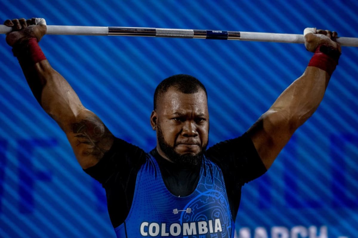Colombian Yeison Lopez Smashes Three World Records in Panama - Image 2