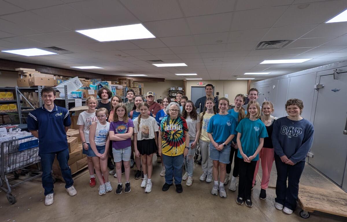 Jonesboro Youth Pack Food for 250-Truck Nationwide Push - Image 2