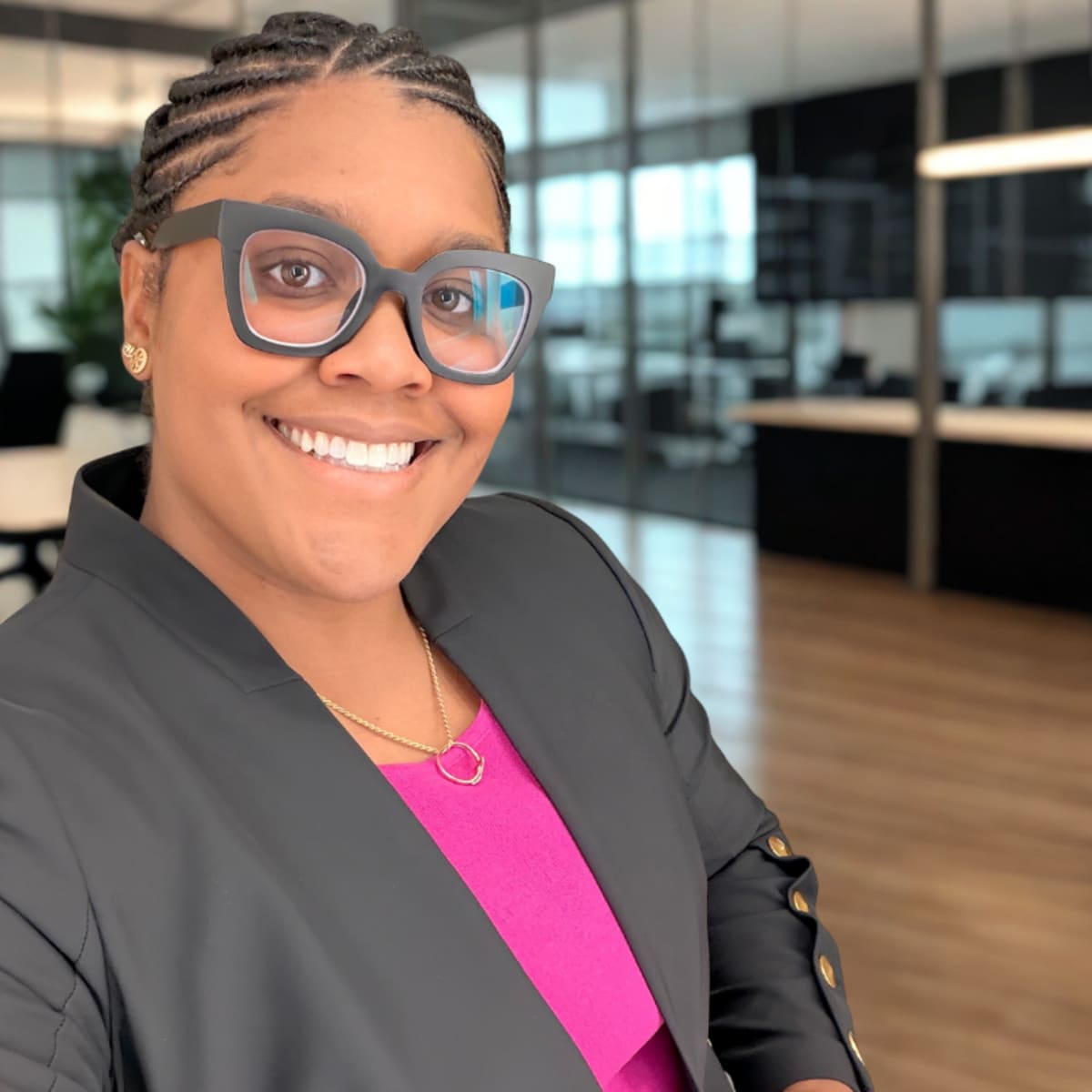 26-Year-Old Turns Cancer Diagnosis Into Her Life's Mission - Image 2