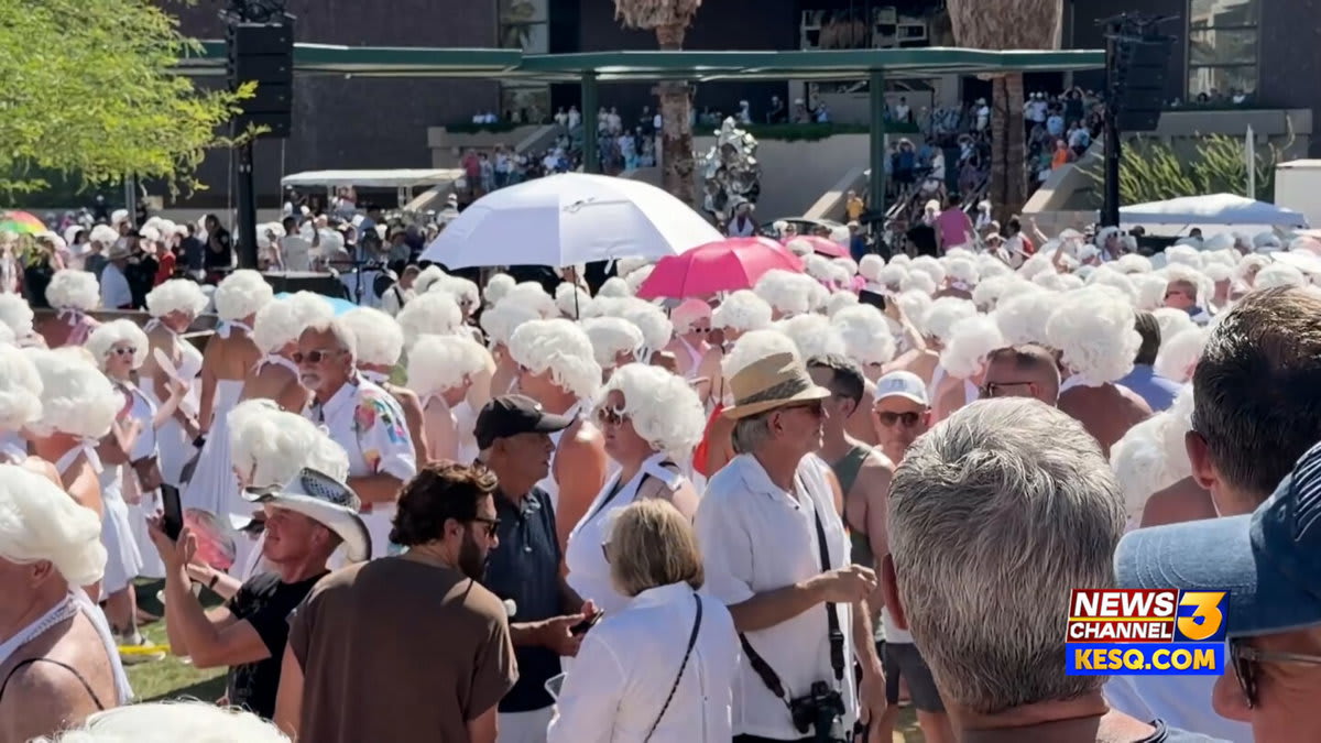 Palm Springs Breaks Record with 1,037 Marilyn Monroes - Image 2