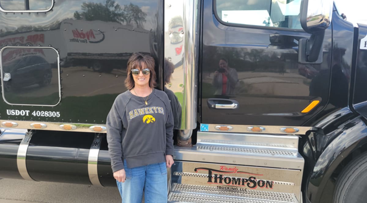 10 Cancer Survivors Honored in Iowa's Trucker Convoy - Image 5