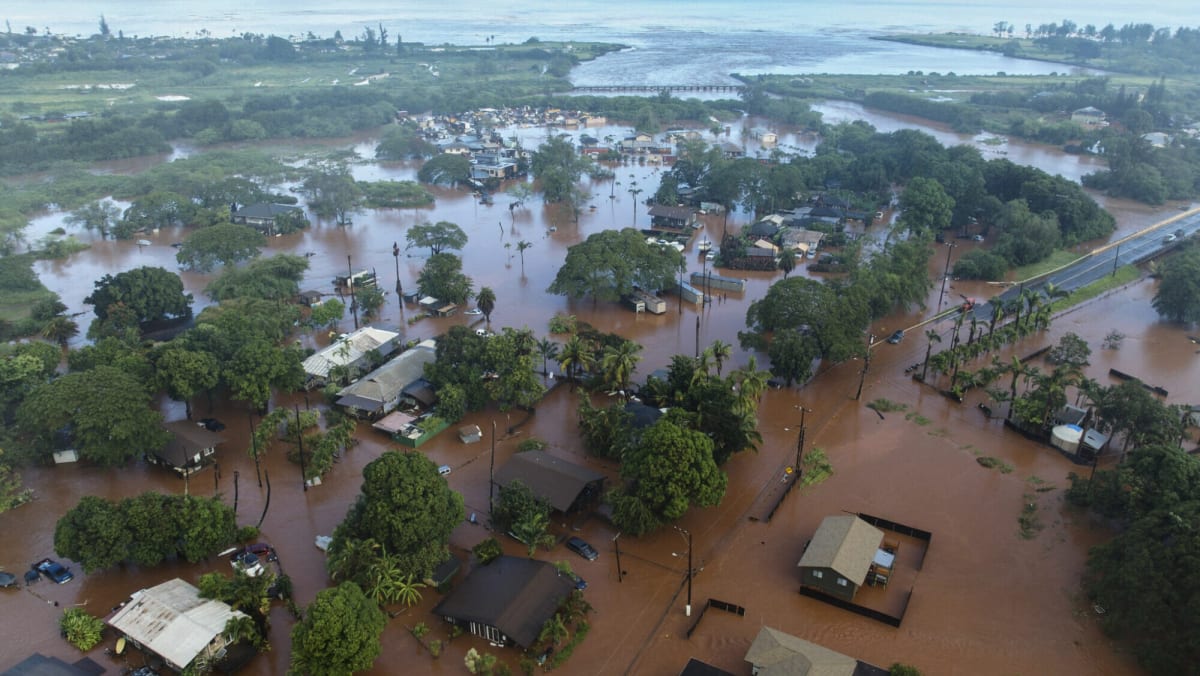 Utah Red Cross Volunteers Deploy to Hawaii Flood Relief
