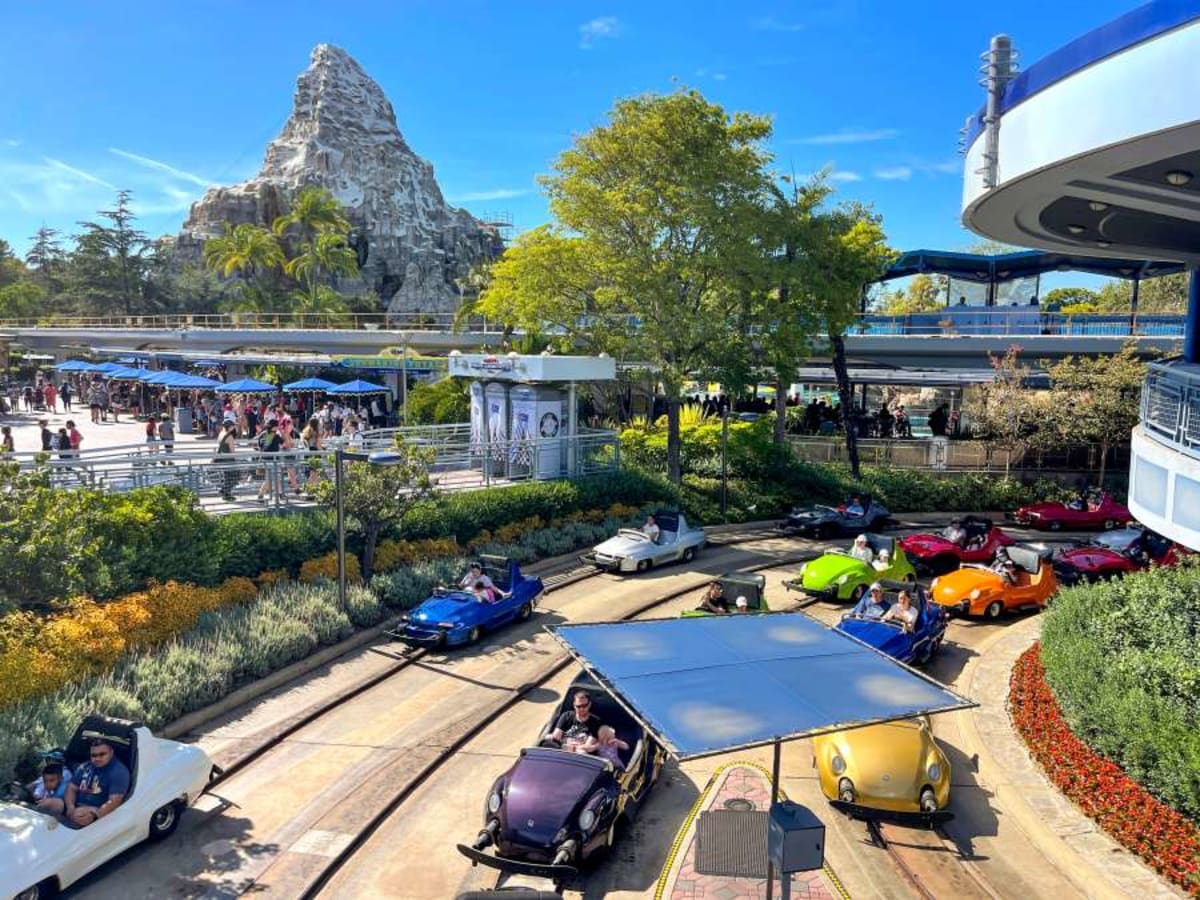 Disneyland's Autopia Goes Electric After 72 Years - Image 3