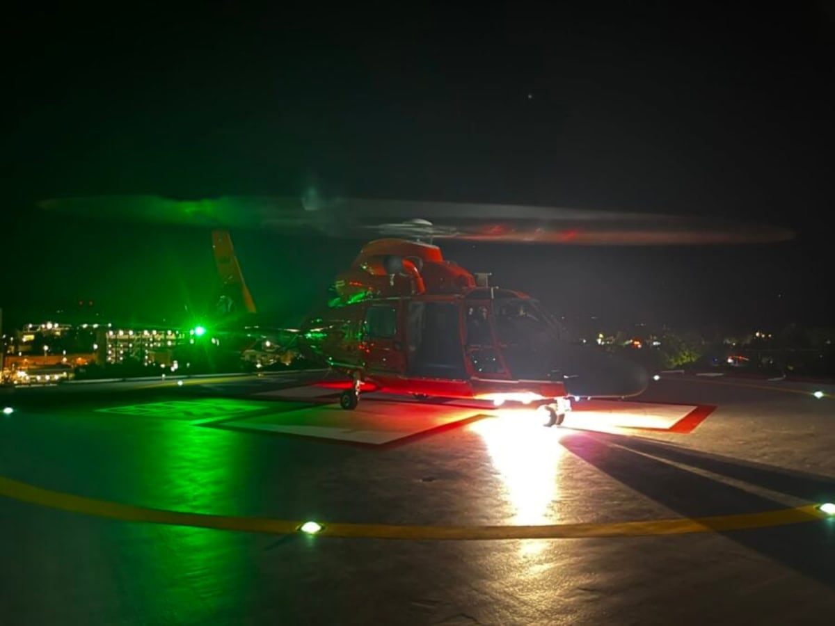 Coast Guard Saves Stroke Patient in Midnight Mountain Rescue - Image 2