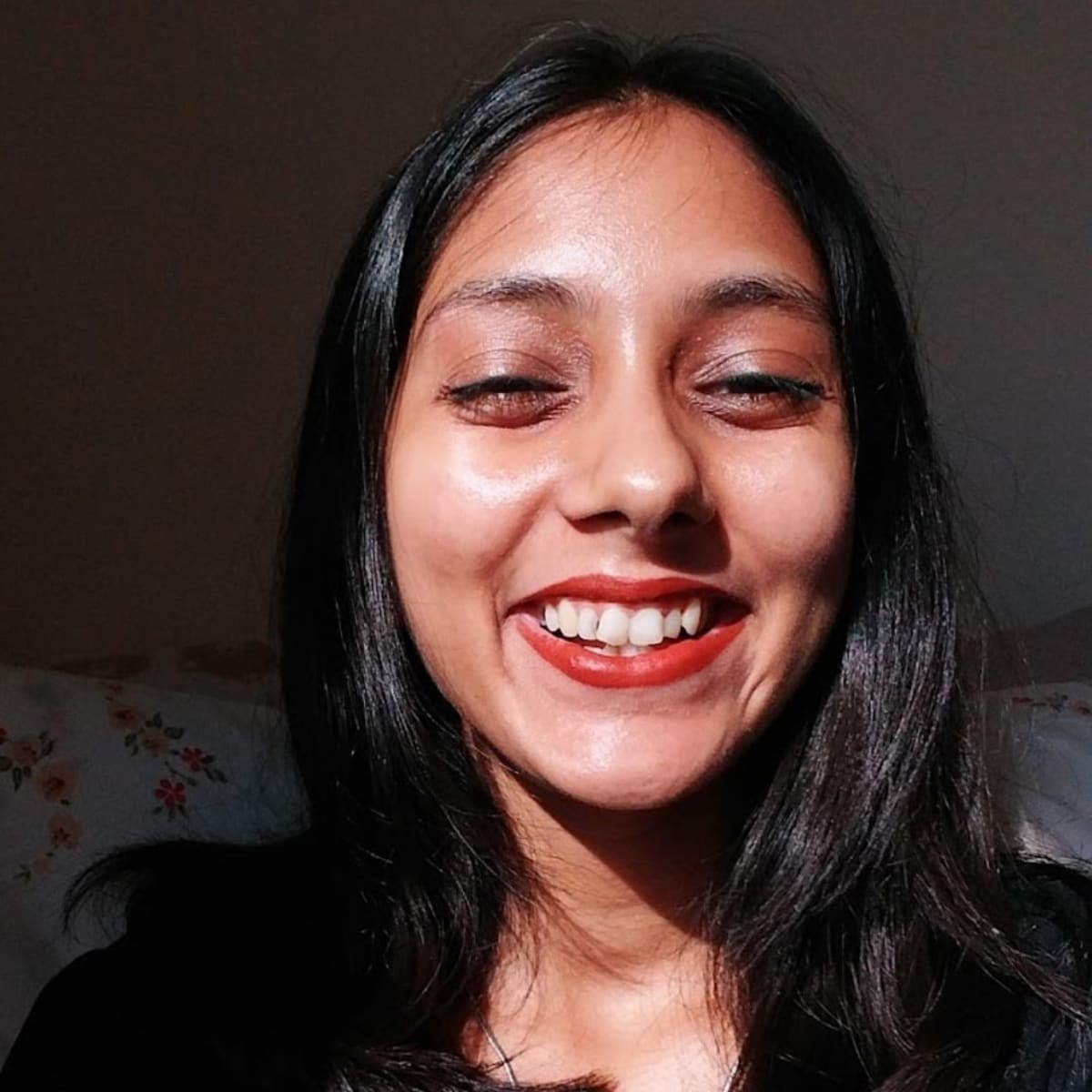 Madison Firefighters Rescue Toddler Trapped in Claw Machine - Image 2