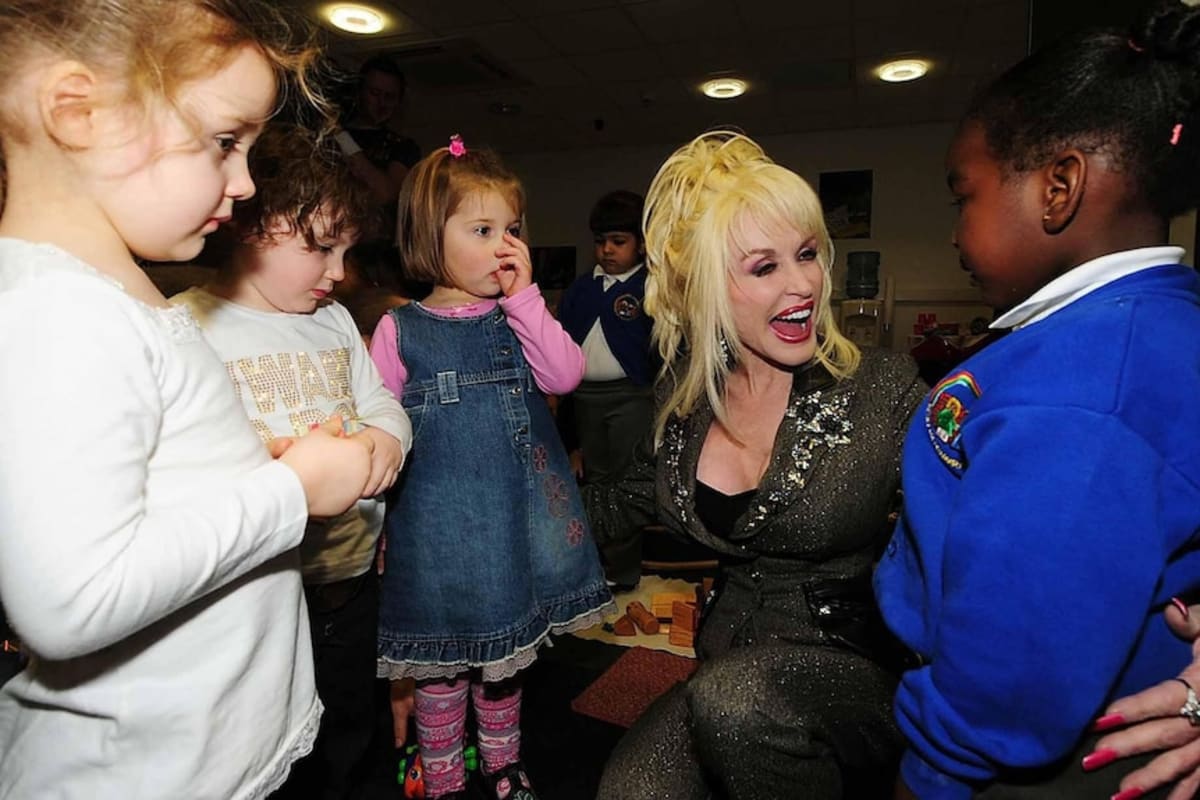 Dolly Parton's Library Gave 332 Million Books to Kids - Image 5